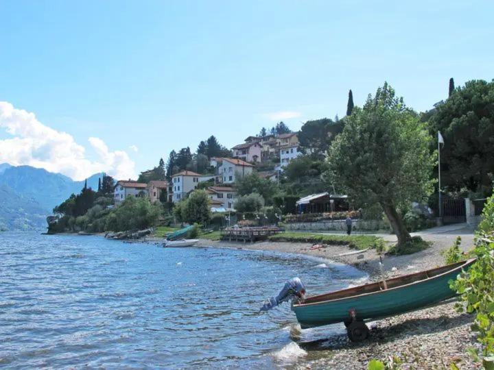 Casa Alex Villa Pianello Del Lario Exteriör bild